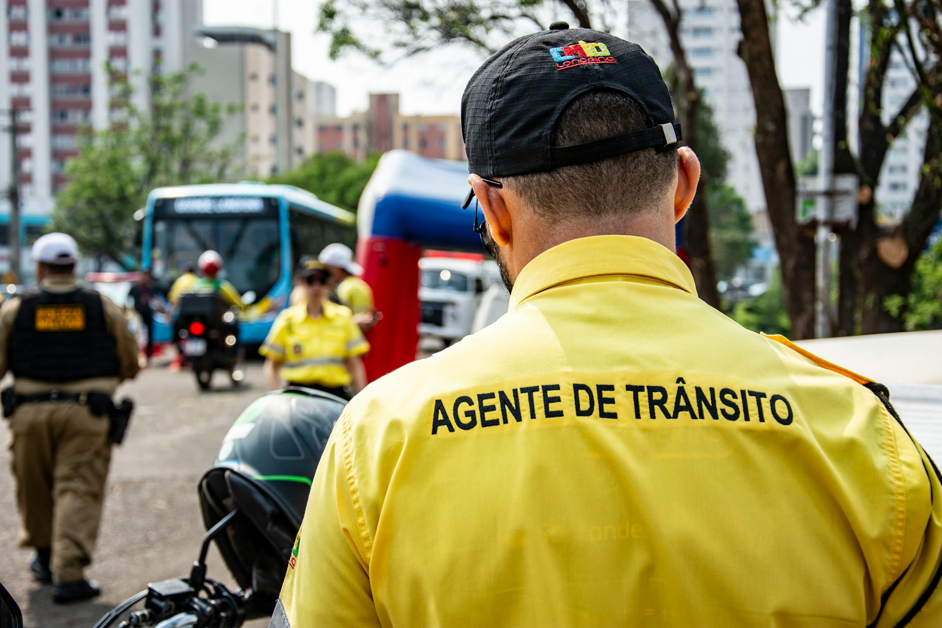 Imagem de encerramento — Agentes de IA Autônomos: Como Sistemas Decidem e Agem Sozinhos